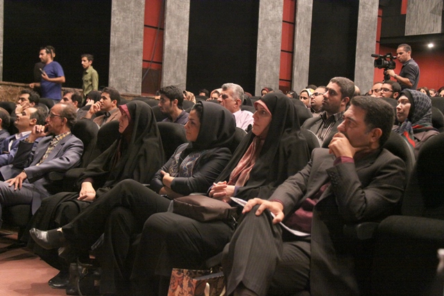 سمیتئاتر سکوت در خانواده معاونت زنان و خانواده ریاست جمهوری 