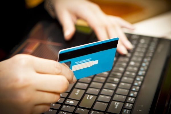  جهان آینده گوش به فرمان فناوری اطلاعات 