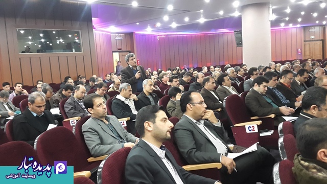 بخش پرسش و پاسخ در دومین سمیتئاتر توسعه رهبری ویژه فولاد مبارکه