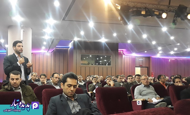 بخش پرسش و پاسخ در دومین سمیتئاتر توسعه رهبری ویژه فولاد مبارکه