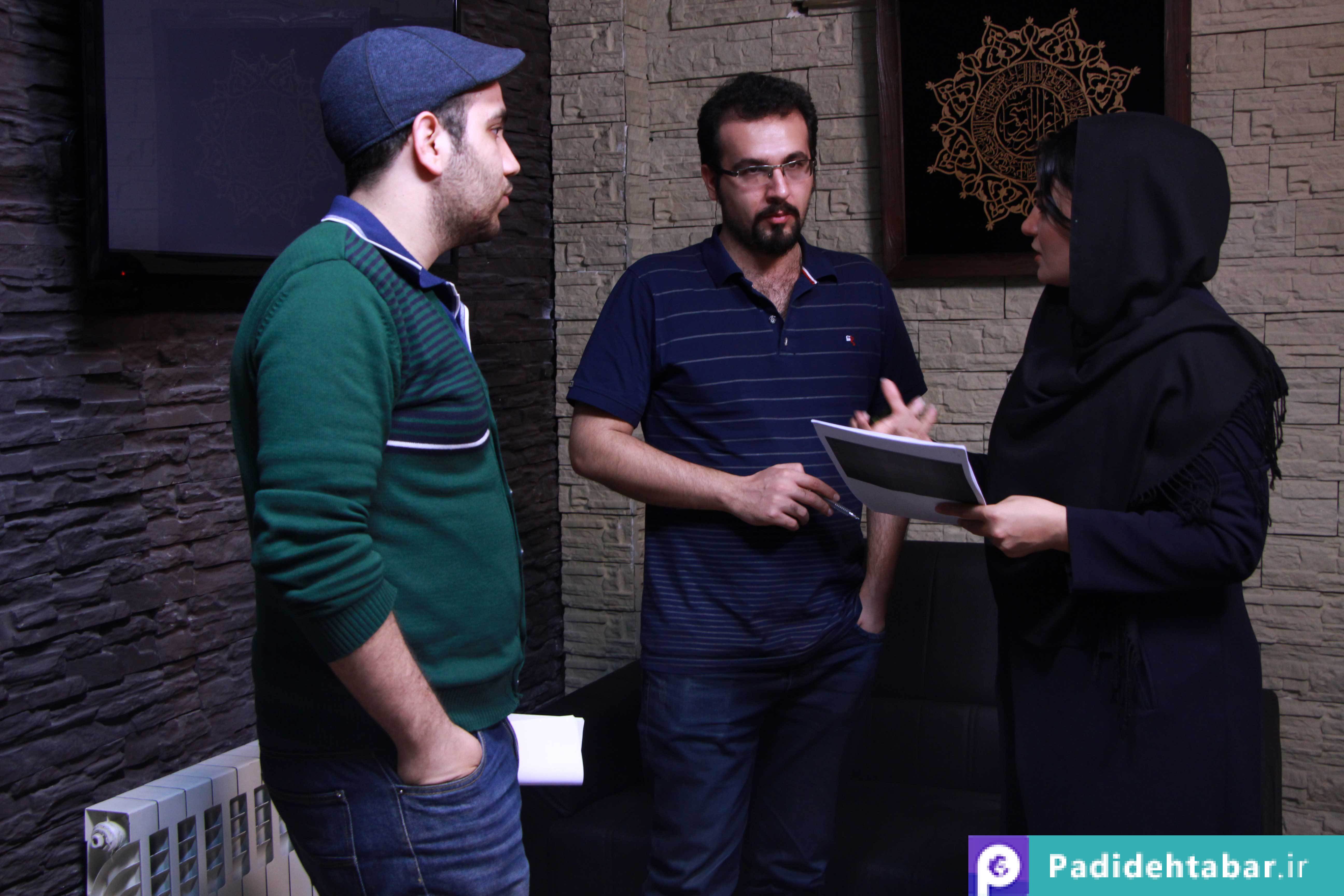 سمیتئاتر
تاکسیرانی
پدیده تبار
اروند
اتاق فکر
نمایشنامه نویسی