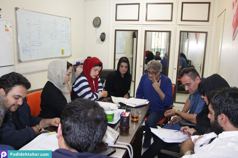 سمیتئاتر هتلداری برای اولین بار در کشور