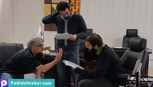 بازبینی سمیتئاتر جانشین پروری