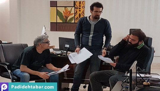 بازبینی سمیتئاتر جانشین پروری